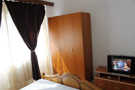 Apartament 2 camere,  decomandat,  zona linistita