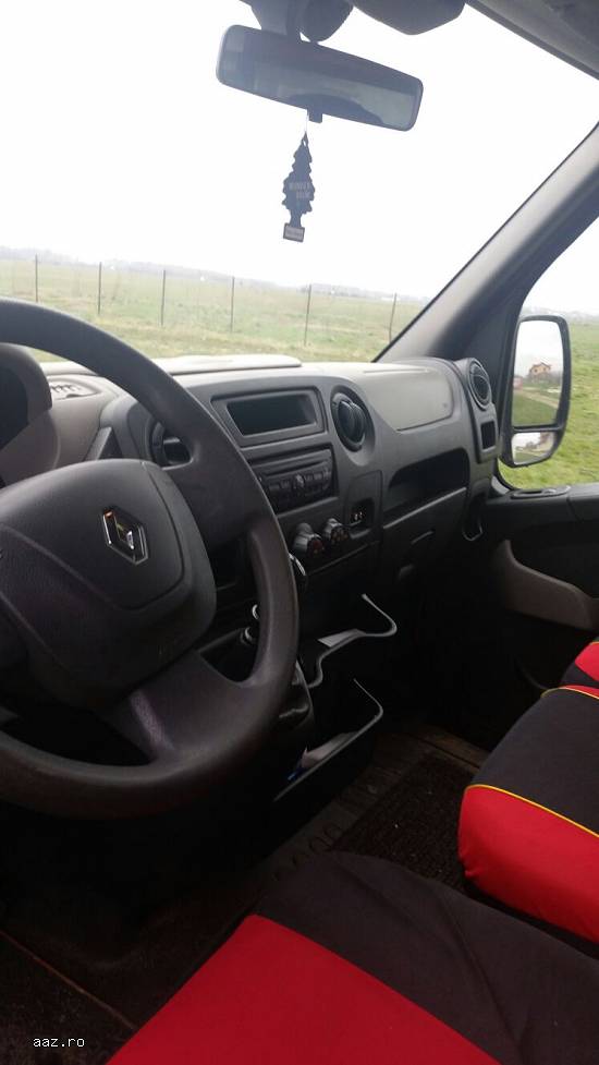 Vand Renault Master 2012  cu remorca amenajate pt transport animale
