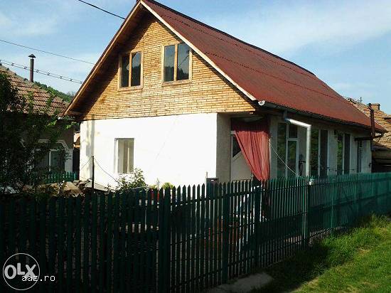 Proprietar,   Vând casa in stațiunea Calimanesti- Oferta