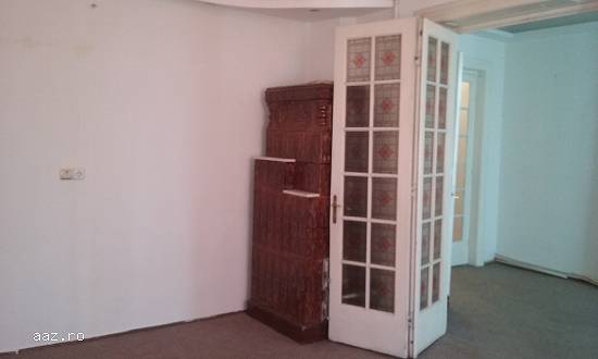 Inchiriez Ap 4 Camere Dacia-Eminescu