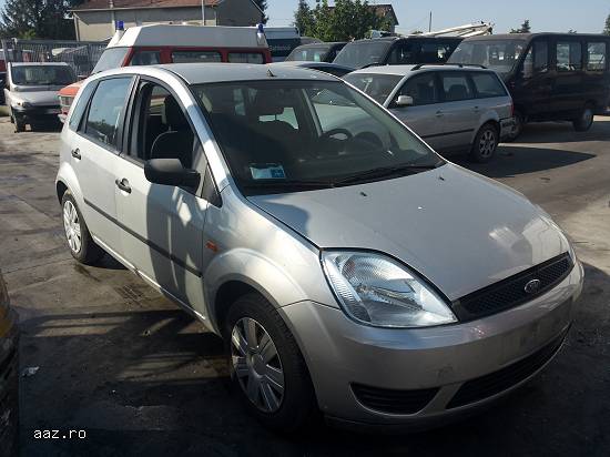 ford fiesta 5usi an 2004 motor 1.4 benzina