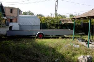 Livrez remorci si platforme