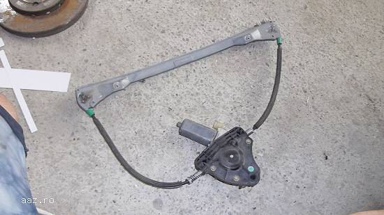 Macara dreapta fata Renault Clio 2