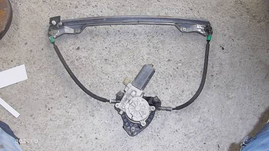 Macara dreapta fata Renault Clio 2
