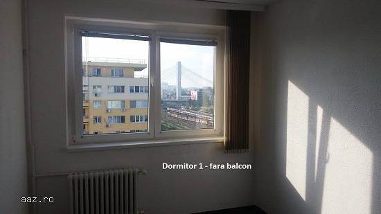 Ofer spre inchiriere apartament 3 camere nemobilat,   etaj 10 din 11,   Calea Grivitei langa Grant