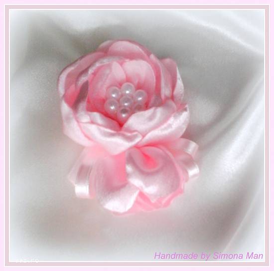 Floare de par roz pal