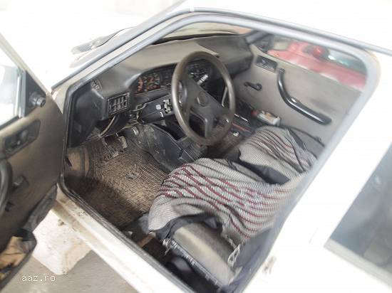 Lichidator judiciar,  vand autoturism Dacia 1310 L