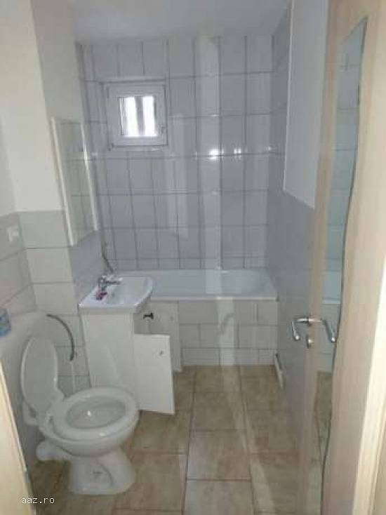 Vând apartament