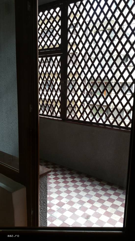 Inchiriez apartament 4 camere