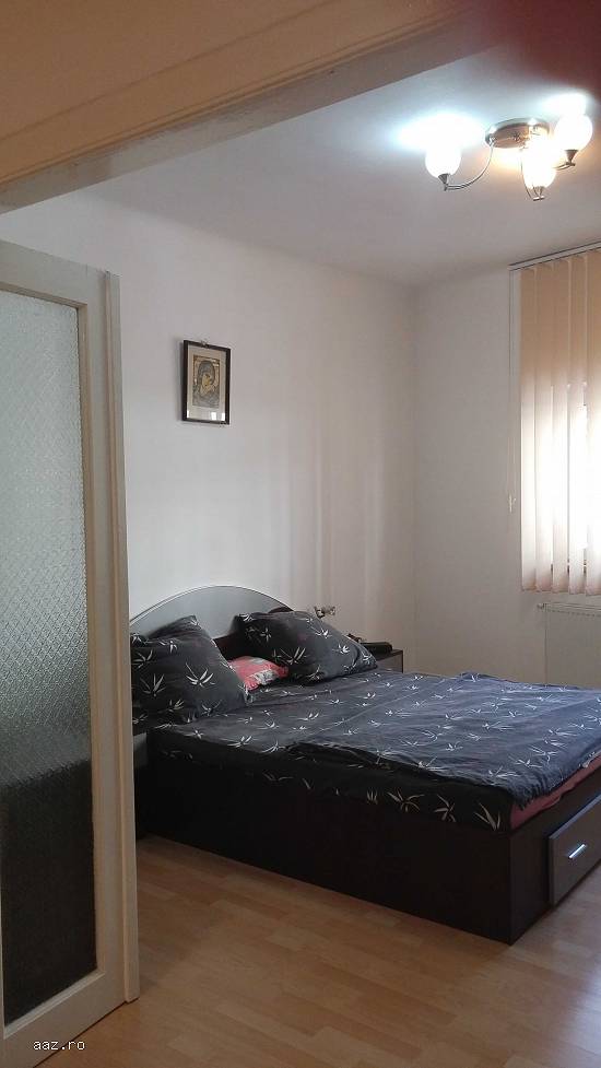 Parter Vila Zona Uranus Pretabil Firma