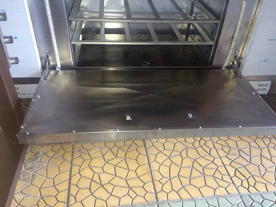Aragaz profesional 3 ochiuri si cuptor