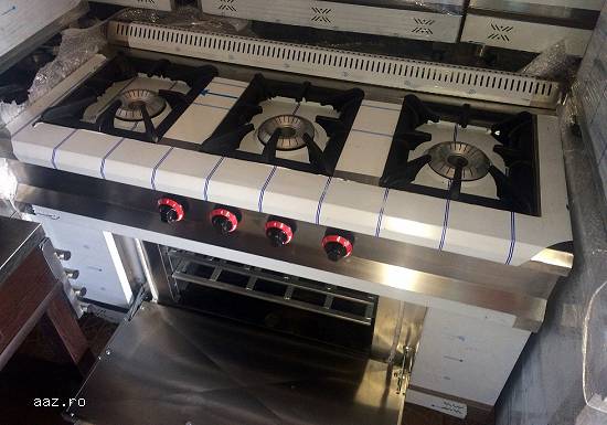 Aragaz profesional 3 ochiuri si cuptor