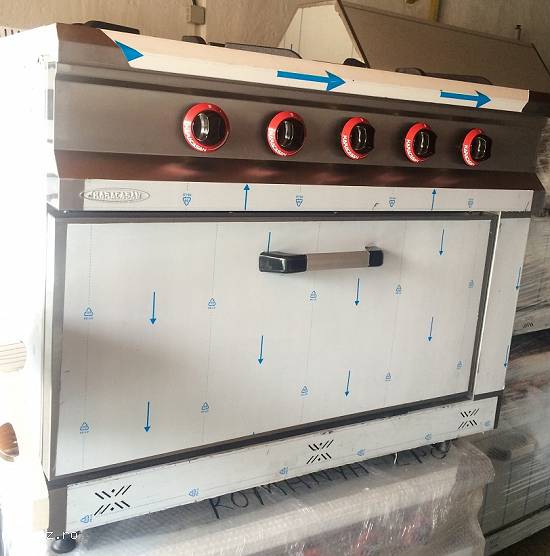 Aragaz profesional 4 ochiuri si cuptor