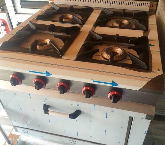 Aragaz profesional 4 ochiuri si cuptor