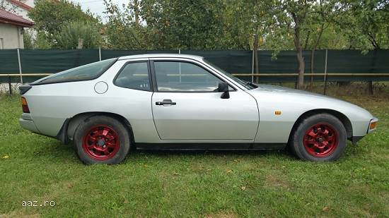 Vand VEHICUL ISTORIC – PORSCHE 924,  1981