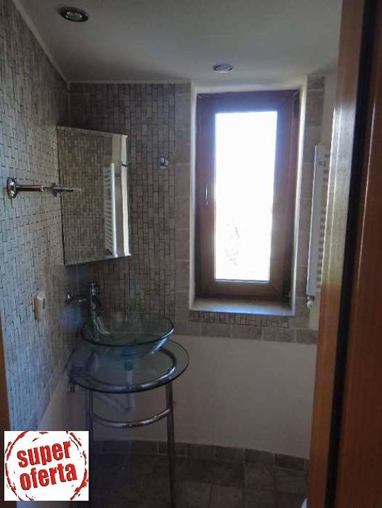 Piata Constitutiei ,  Ap. 3 camere LUX,  Ultracentral.