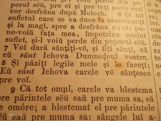 Biblia cu yehova