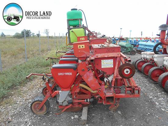 Semanatoare Marca Gaspardo ,  model SP8