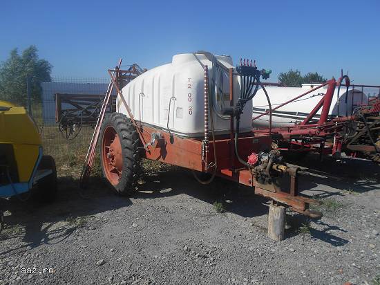Masina de erbicidat MET Servoplant T2520E