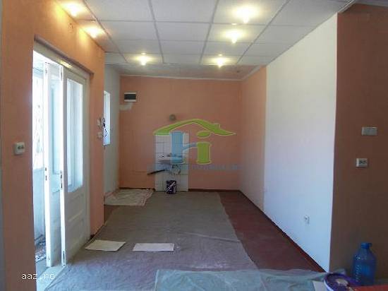 Spatiu comercial