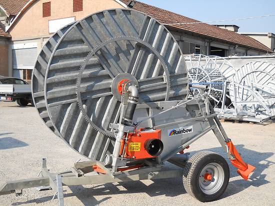 Utilaje moderne de irigare