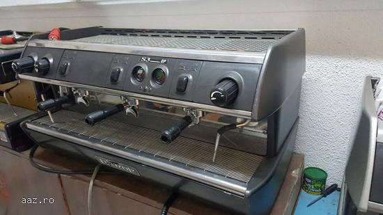 Espressor profesional de bar La Spazziale