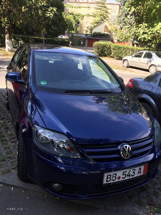 Vw golf 5,    fabricatie 2008,    motor 1,   9,    105 cp ,    Euro 4 impecabil