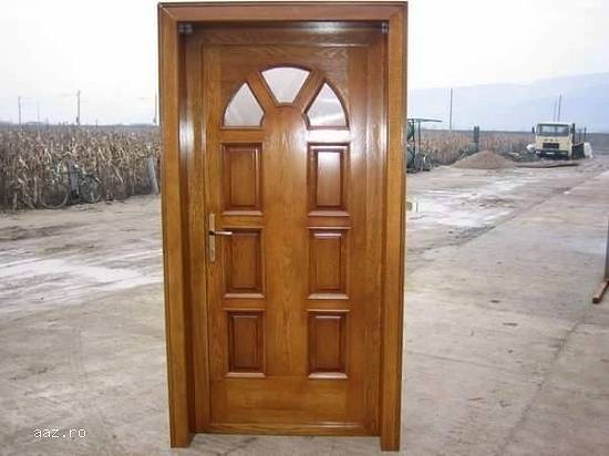 Tamplarie PVC si lemn (masiv si stratificat)