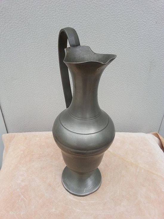 Carafa veche din staniu ER066