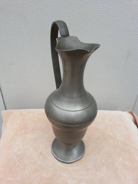 Carafa veche din staniu ER066