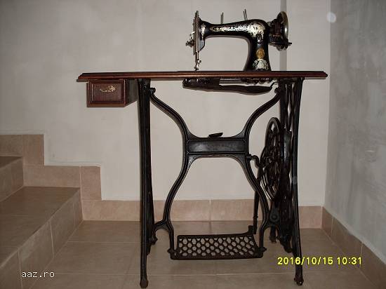 vand masina cusut SCHWEITER TRADE MARK, stare f.buna.Tel.0742773366