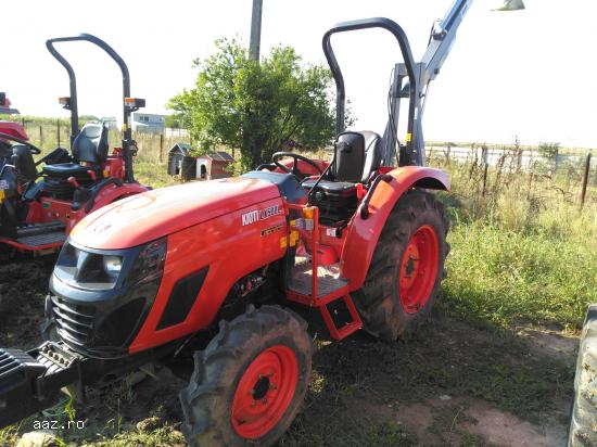 Tractoare NOI,      4x4,    28CP cu lama,      incarcator fata,      cabina,      KIOTI din KOREA