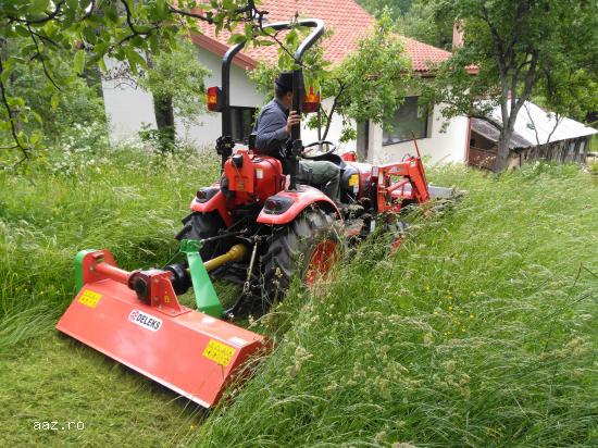 Tractoare NOI,      4x4,    28CP cu lama,      incarcator fata,      cabina,      KIOTI din KOREA