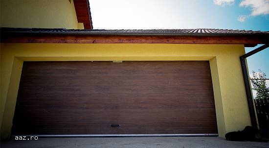 Usi de garaj sectionale doorTECK - Smilo Holding Cluj