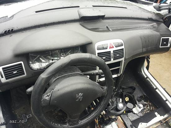peugeot 307 sw an 2006 motor 1.6hdi tip 9HX
