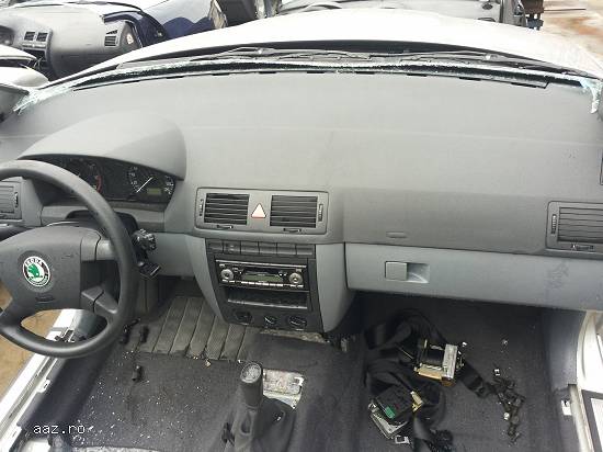 skoda fabia an 2001 motor 1.4 16v tip AUA