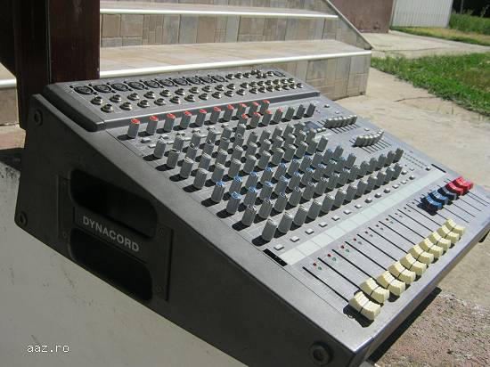Vand  6 boxe Electro Voice