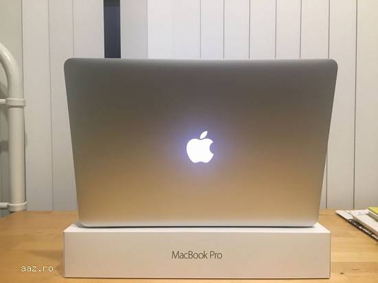 15 inch MacBook Pro Retina i7 2.8GHz 16GB RAM 512GB SSD