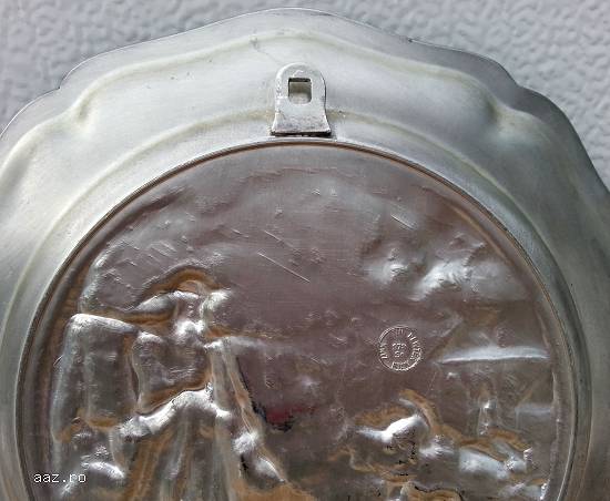 Farfurie decorativa din 97% staniu (ETAN) ER208