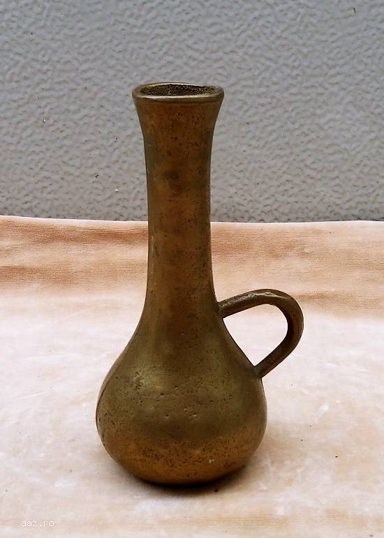 Vanza antica din bronz masiv ER247