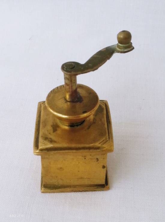 Rasnita veche miniatura pentru design ER315