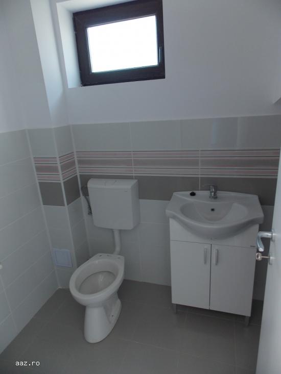 Vila 4 camere parter + etaj / comuna berceni sud
