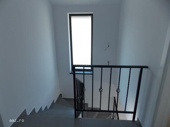Vila 4 camere parter + etaj / comuna berceni sud