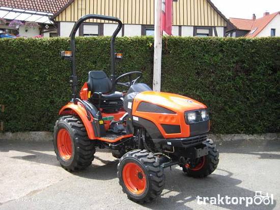 Tractor nou,  4x4 de 22CP; 28CP Kioti CK22;CK2810,  cadru,  cabina