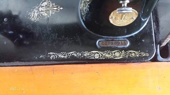 Vînd Maşina de Cusut Singer Germană  Clasa 15,        anul fabricației 1927 stare foarte bună d