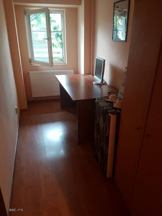 Mall Vitan Garsoniera pentru birouri