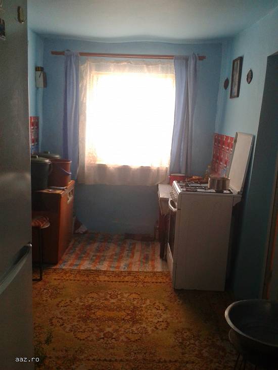 Vînd schimb casă