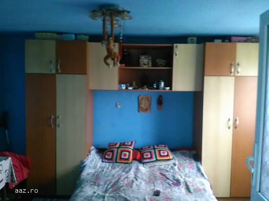Vînd schimb casă
