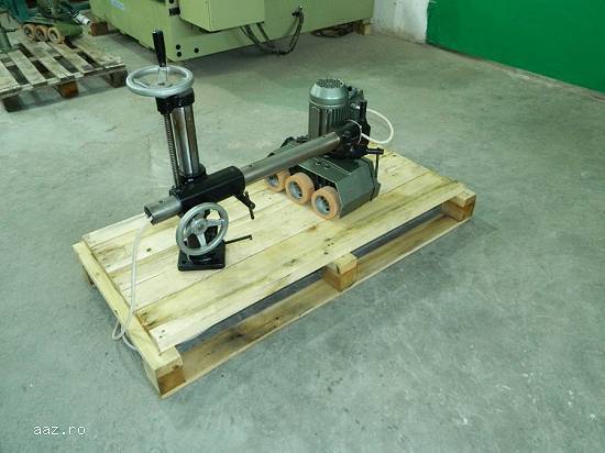 Dispozitiv de avans Pertici univer 508