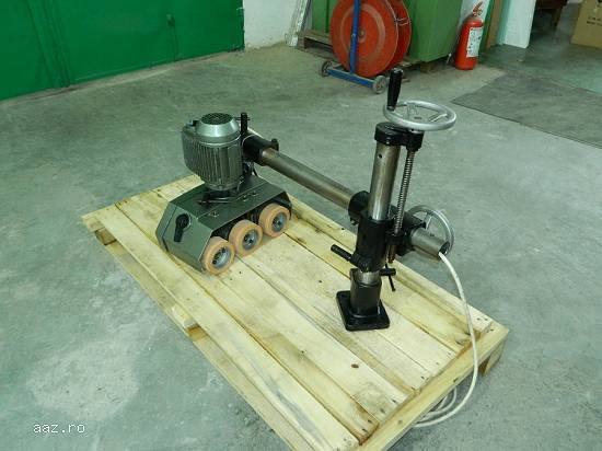 Dispozitiv de avans Pertici univer 508